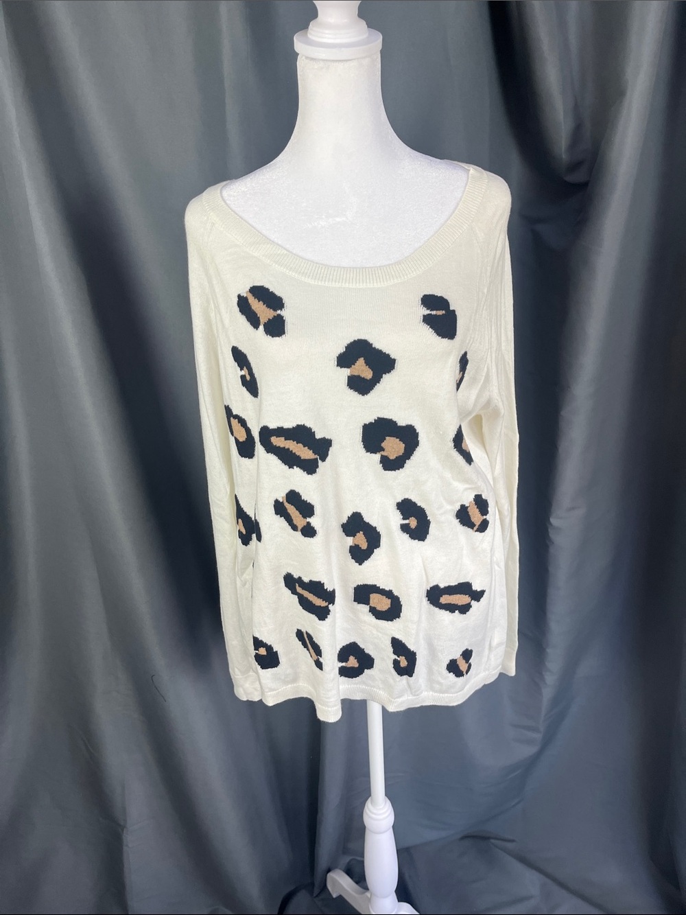 GAP Cream Off-the-Shoulder Leopard Print Sweater